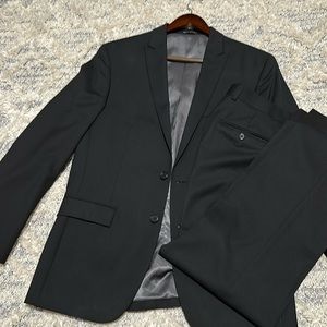 Black Egara Men Suit